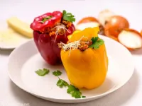 Fotografija recepta: Polnjene paprike z govedino in kvinojo