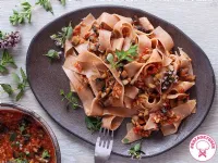 Fotografija recepta: Gobov ragu s pirinimi testeninami po receptu Barbarella Green Chef