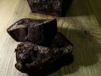 Veganski bananin kruh