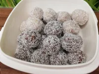 Fotografija recepta: Bananino-kokosove kroglice