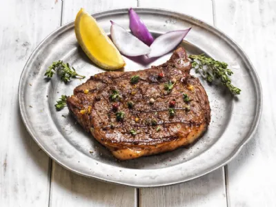 Ave svinjski kare s kostjo ali brez kosti