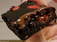 Fotografija recepta: Hudo čokoladni proteinski browniji z manj sladkorja