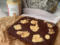 Fotografija recepta: Bananin brownie z arašidovim maslom
