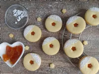 Fotografija recepta: Mandljevi piškoti z marmelado