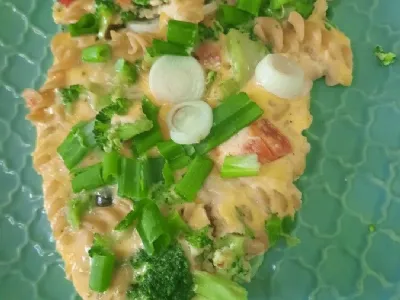 Fritata s čičerikinimi makaroni