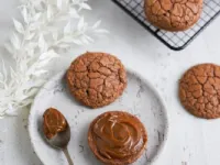 Fotografija recepta: Čokoladni piškoti s karamelo