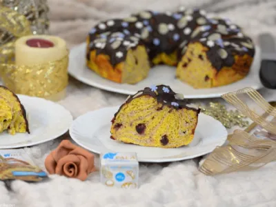 Prepleten lešnikov  venec v bučnem testu s čokolado