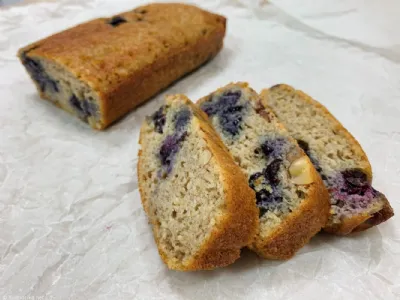 Mandljev kolač brez moke in mleka