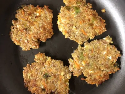 Ajdovi polpeti s porom in korenjem