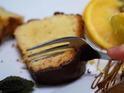 Šarkelj v kombinaciji pomaranče in čokolade