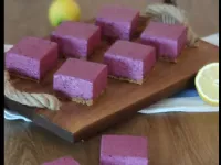 Fotografija recepta: Enostavne borovničeve kocke