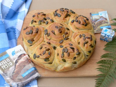 Masleni polžki z bučnimi semeni