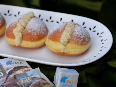 Krofi z vaniljevo kremo