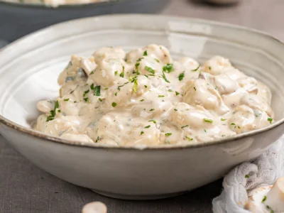 Njoki s šampinjoni in modrim sirom