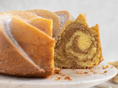 Masleni cimetov kolač