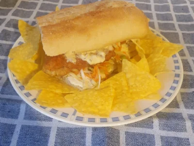 Topli piščančji sendviči