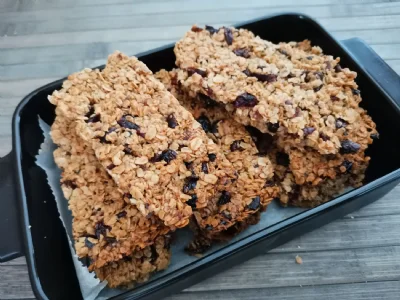 Ovsene ploščice z brusnicami