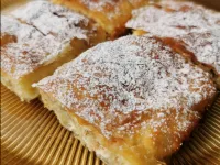 Fotografija recepta: Štrudelj  - jabolčni/sirov zavitek