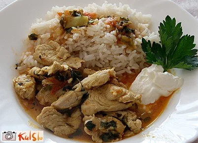 Riž s puranom in curry-jem