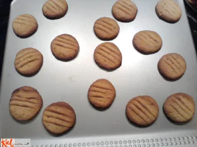 Kukiji iz arašidovega masla