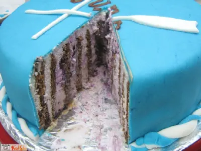 Jagodna torta s čokoladnimi ostružki