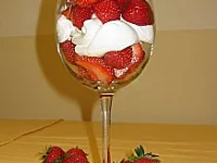 Fotografija recepta: Jagode v kozarcu