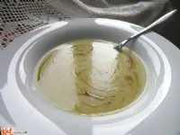 Fotografija recepta: Cvetačna kremna juha z bučnim oljem