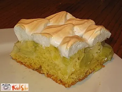 Rabarbarin biskvit s snegom