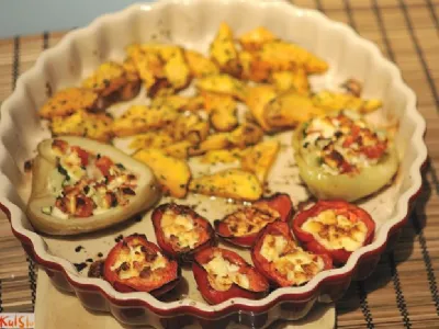 Pečene paprike, polnjene s Feto