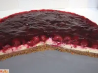 Fotografija recepta: Sirova torta z višnjami