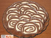 Fotografija recepta: Črno - bela rolada brez pečenja