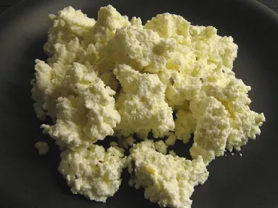 Domača skuta ali slani sir