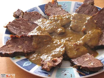 Goveja pečenka v omaki