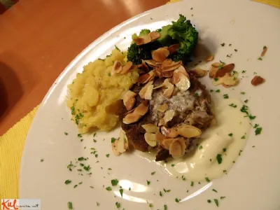 Ribji fileji z mandlji