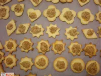 Fotografija recepta: Keksi z orehovim nadevom