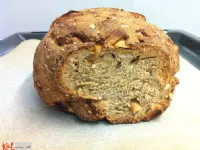 Fotografija recepta: Arašidov kruh s kislim mlekom (tudi kruhomat)