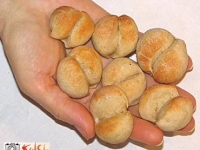 Mini žemljice za velike otroke v kruhomatu