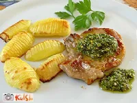 Fotografija recepta: Kotlet s pistacijo in krompirjevimi hrbti