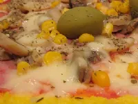 Fotografija recepta: Polentna pizza