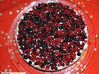 Fotografija recepta: Pisan kolač z jagodičjem