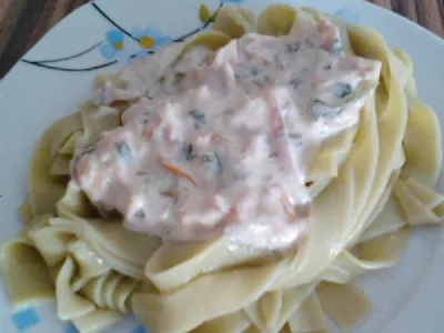 Jurčkova omaka s širokimi rezanci