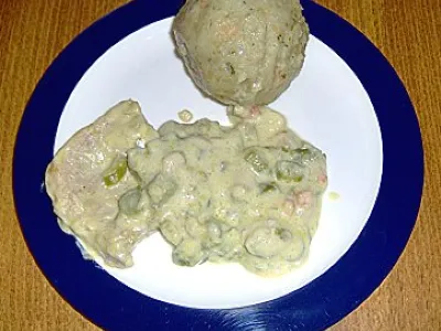 Svinjski zrezki v sirovi omaki