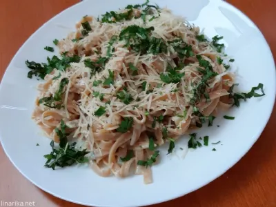 Testenine z gorgonzolo