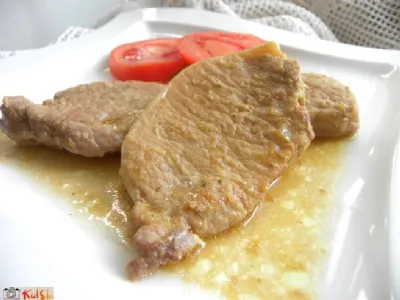 Zrezki v česnovi omaki