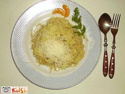 Špageti s koromačem, pomarančo in skuto