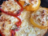 Fotografija recepta: Polnjene paprike s krompirjem