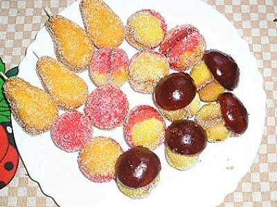 Sadno - zelenjavni krožnik