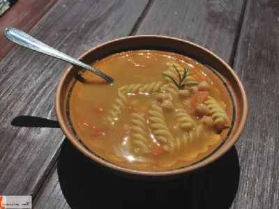 Čičerikina mineštra z rožmarinom