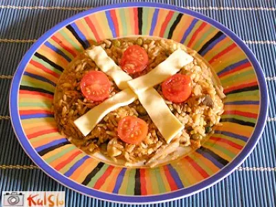 Parboiled riž z zelenjavno omako