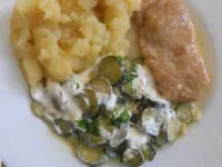 Fotografija recepta: Bučke s kislo smetano